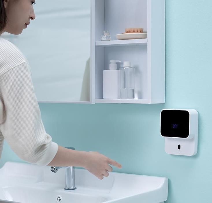 Wall-mounted automatic induction washing phone